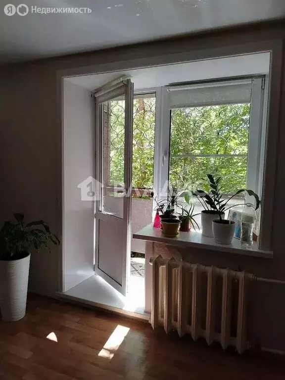 1к в 4-комнатной квартире (29 м) - Фото 1