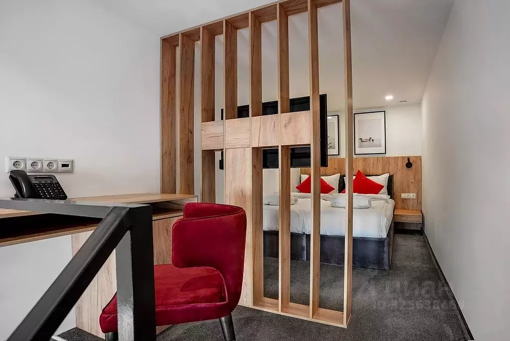 Комната Москва ул. Большая Дмитровка, 13 (30.0 м) - Фото 1