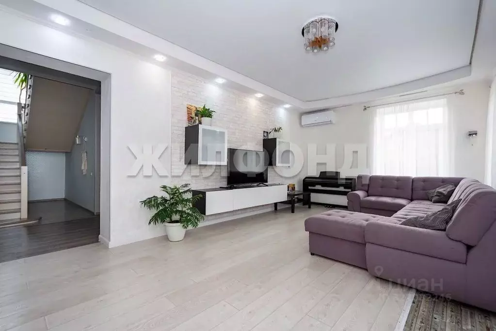 Коттедж в Новосибирская область, Новосибирский район, Каменский ... - Фото 1