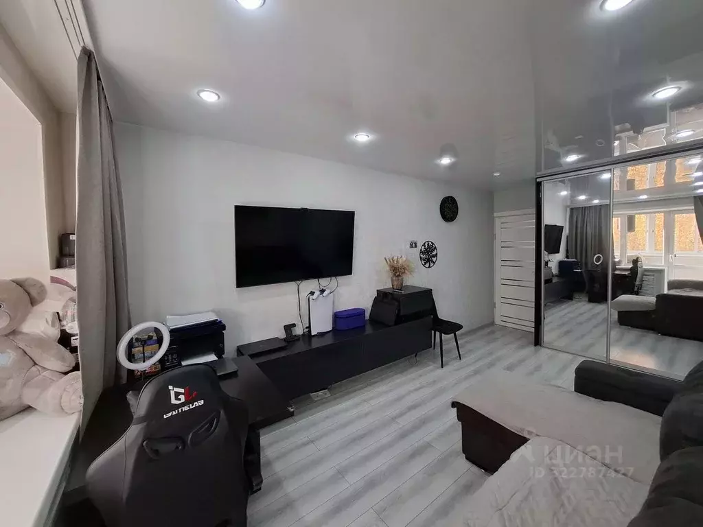 2-к кв. Кировская область, Киров ул. Калинина, 49а (45.0 м) - Фото 2