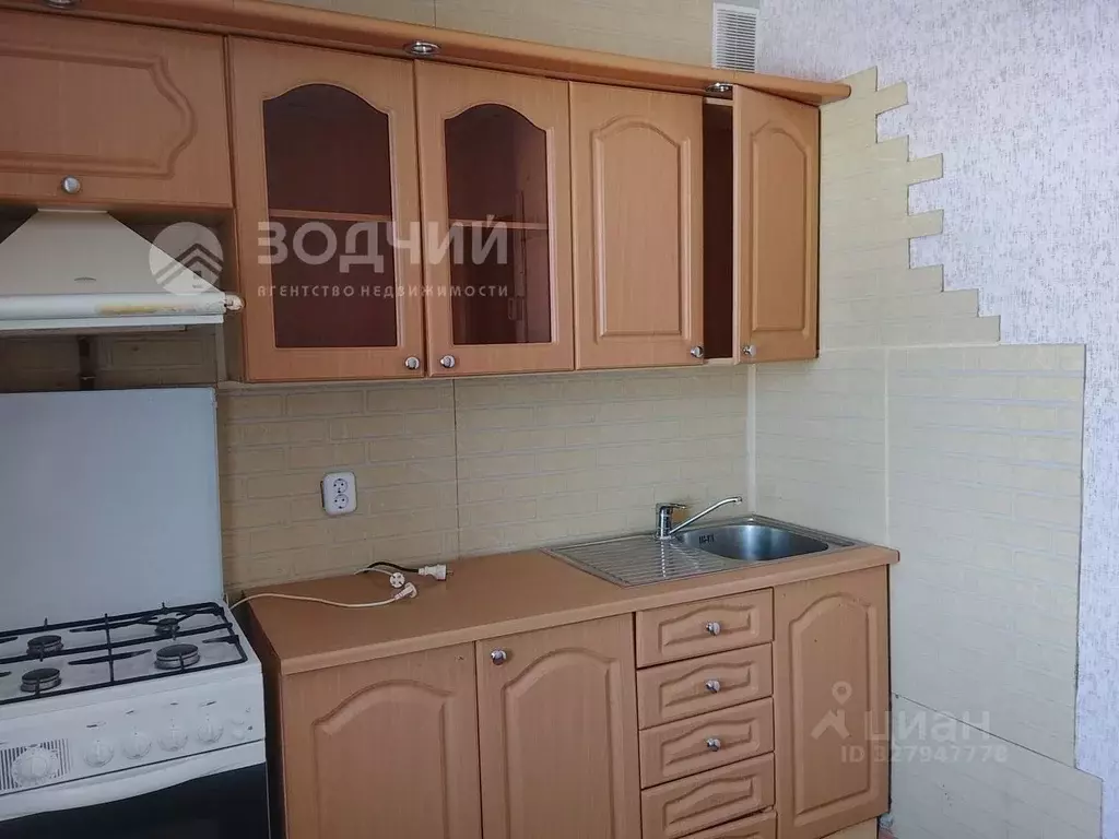 2-к кв. Чувашия, Цивильск Цивильский район, ул. Никитина, 10 (44.0 м) - Фото 1