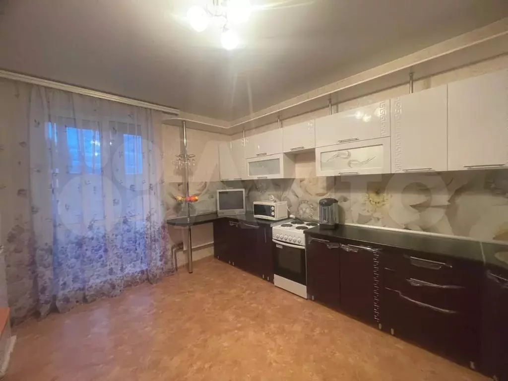 2-к. квартира, 74 м, 2/18 эт. - Фото 1