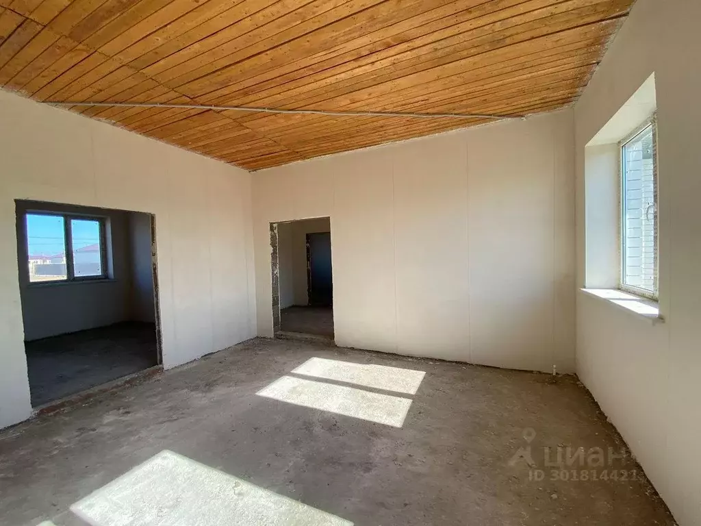 Дом в Астраханская область, Приволжский район, с. Началово, Жемчужный ... - Фото 1