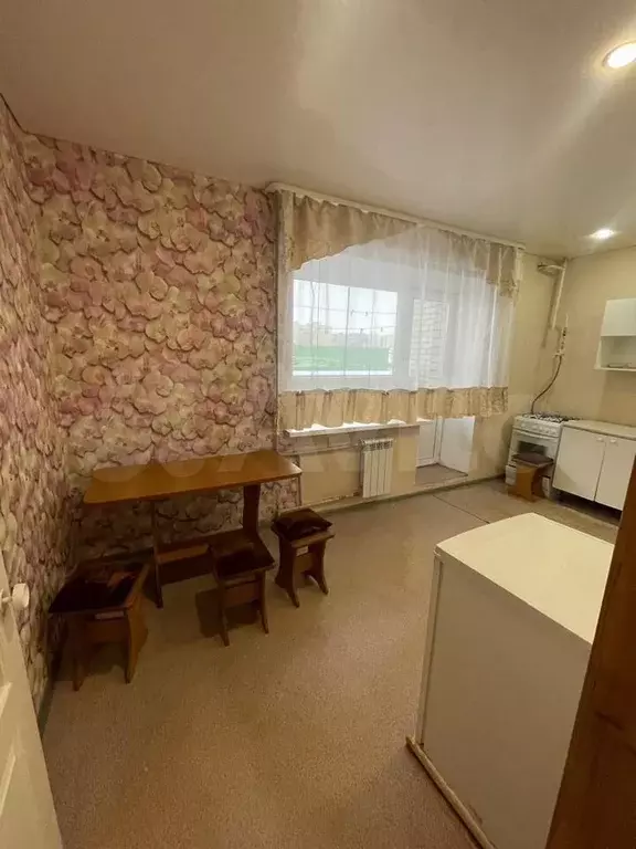 1-к. квартира, 40 м, 3/10 эт. - Фото 0