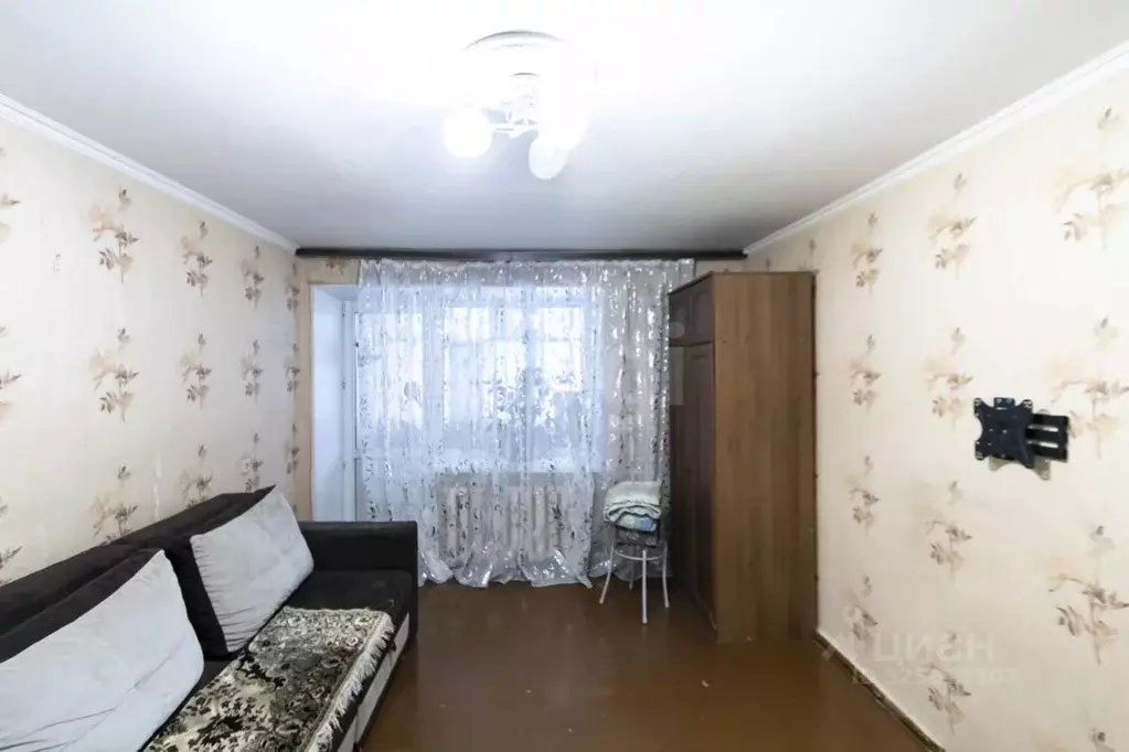 2-к кв. Тюменская область, Тюмень Одесская ул., 40А (46.3 м) - Фото 1