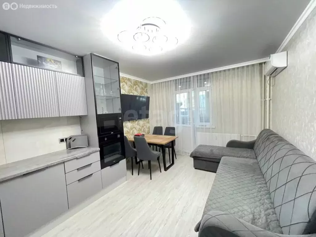 2-комнатная квартира: Оренбург, Уральская улица, 2/24 (60 м) - Фото 1