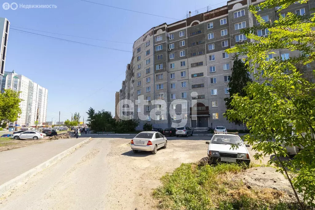 3-комнатная квартира: Курган, жилой район Заозёрный, 5-й микрорайон, 3 ... - Фото 1