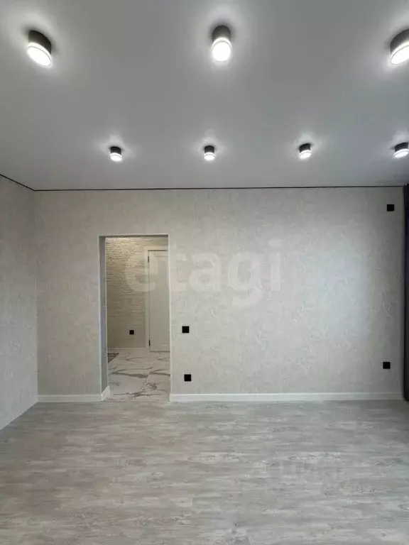 1-к кв. Оренбургская область, Оренбург ул. Фронтовиков, 10/4 (39.0 м) - Фото 2