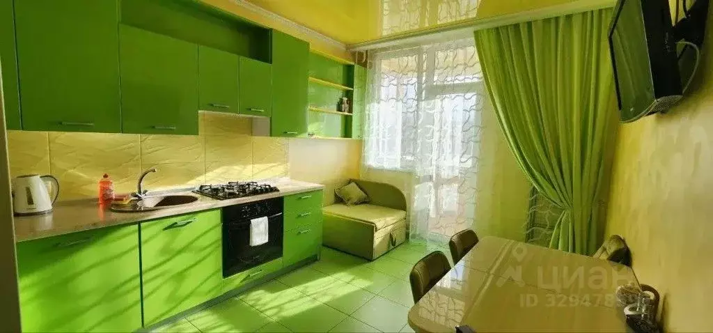 1-к кв. Крым, Симферополь ул. Севастопольская, 43К (46.0 м) - Фото 1
