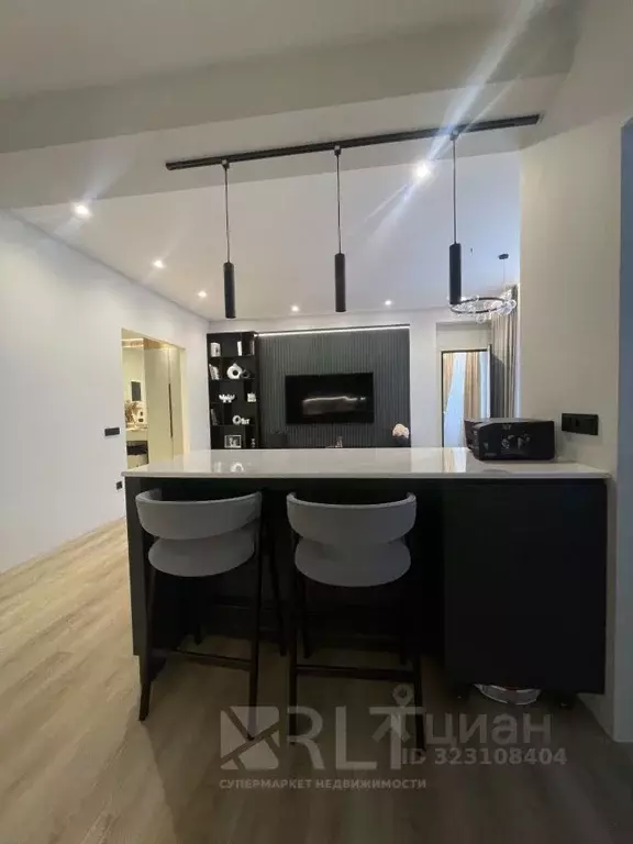 2-к кв. Дагестан, Махачкала туп. 3-й Амет-Хана Султана, 8 (86.0 м) - Фото 1