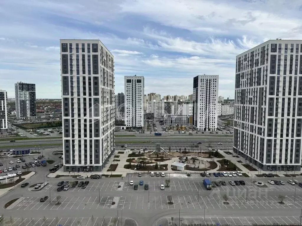 2-к кв. Тюменская область, Тюмень ул. Василия Подшибякина, 11 (58.3 м) - Фото 1