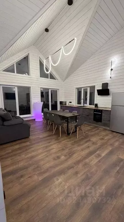 Дом в Мурманская область, Кольский район, Кильдинстрой городское ... - Фото 1