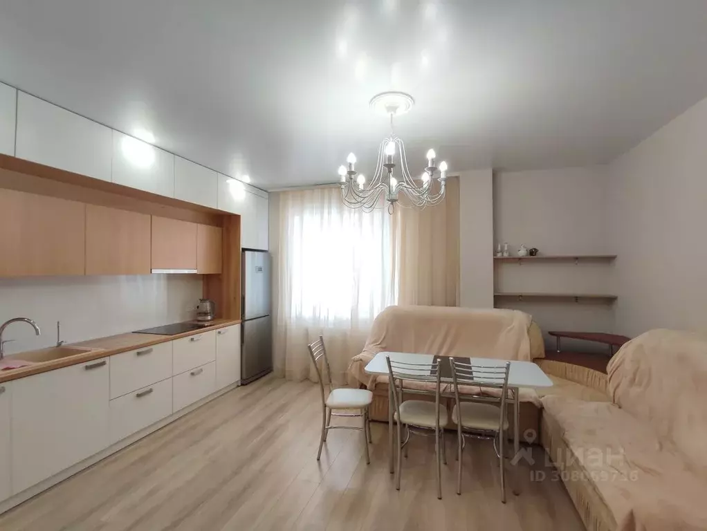 Студия Вологодская область, Череповец ул. Раахе, 4 (57.0 м) - Фото 1