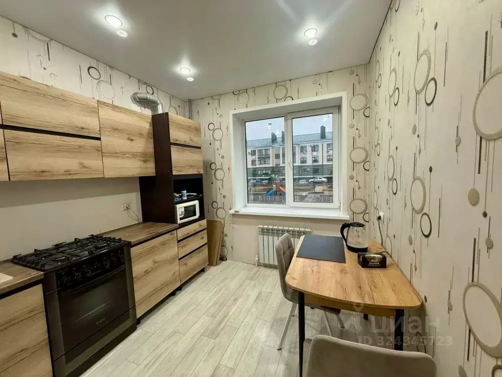 2-к кв. Оренбургская область, Оренбург ул. Озеленителей, 40 (55.0 м) - Фото 1