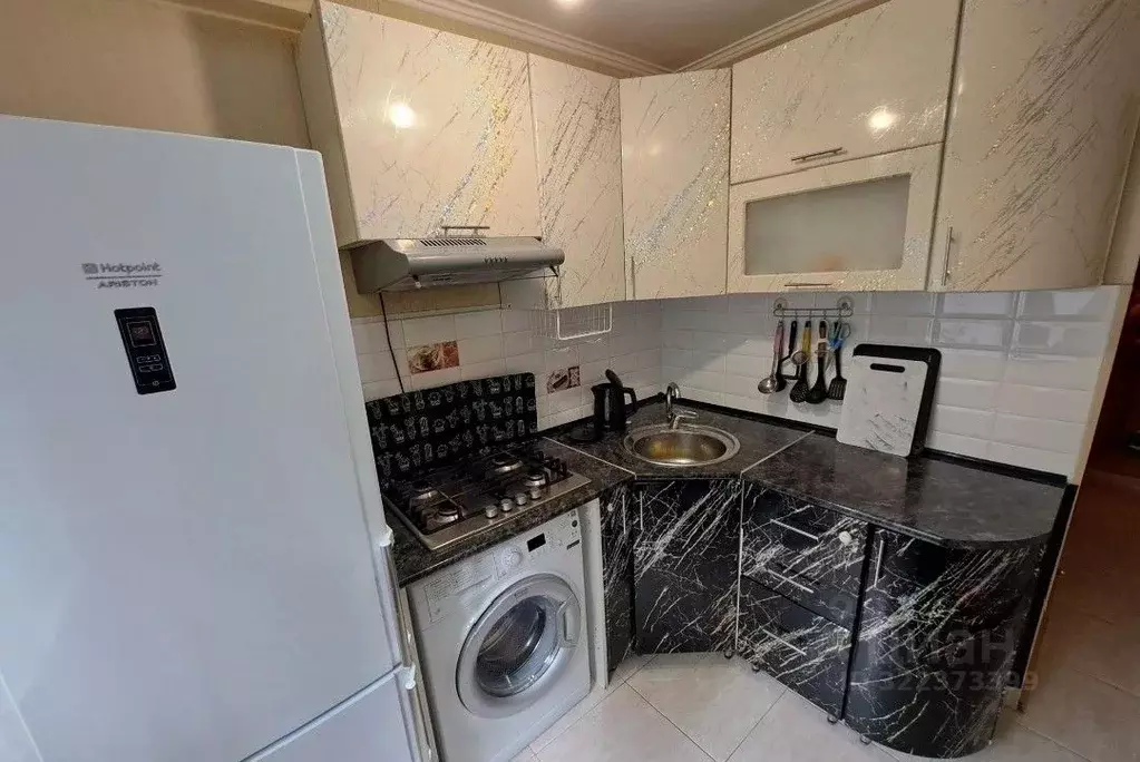 1-к кв. Краснодарский край, Сочи Гагарина мкр, ул. Красноармейская, ... - Фото 1