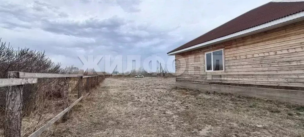 Дом в Хакасия, Усть-Абаканский район, д. Чапаево ул. Белова (130 м) - Фото 2