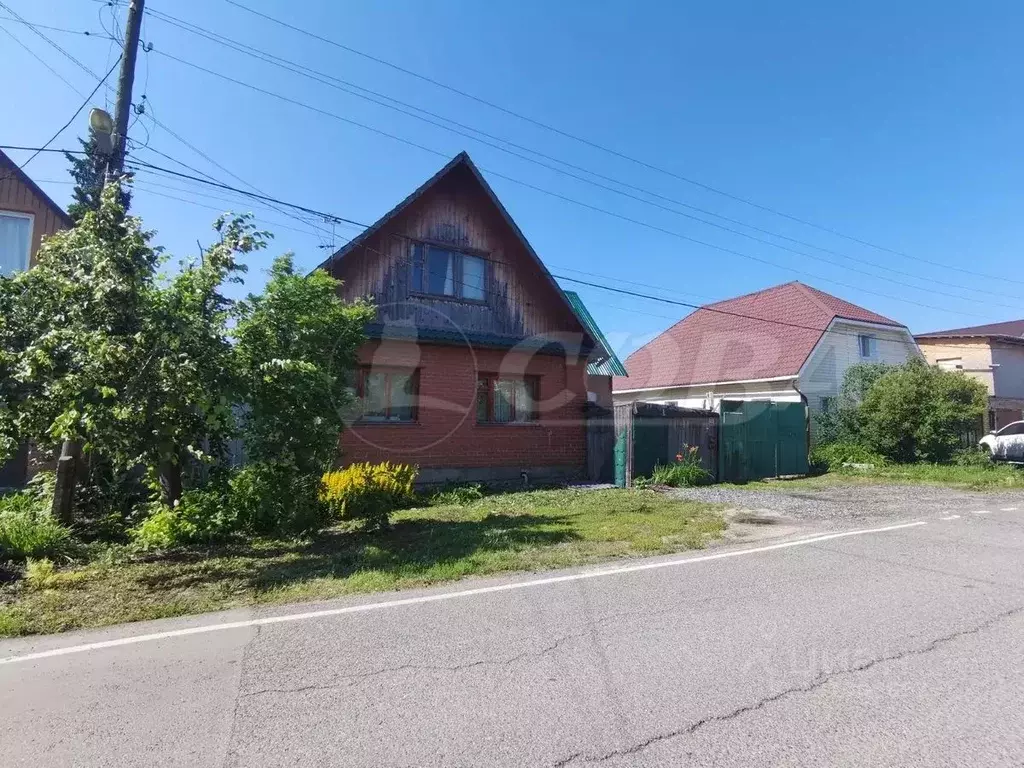 Дом в Тюменская область, Тюмень ул. Молодогвардейцев, 43 (123 м) - Фото 1