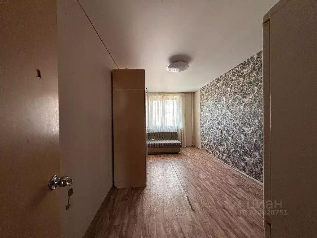 Комната Челябинская область, Челябинск кв Шагольская улица 1-й, 8 ... - Фото 1