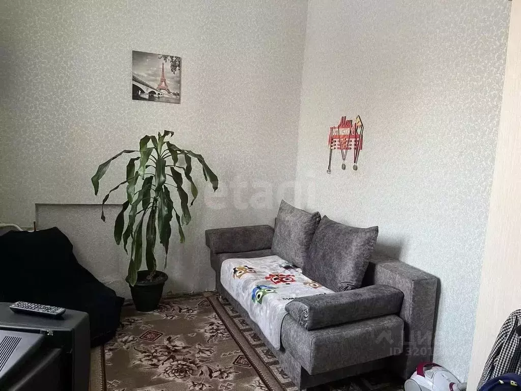 2-к кв. Новосибирская область, Новосибирск ул. Лаврова, 5 (47.0 м) - Фото 0