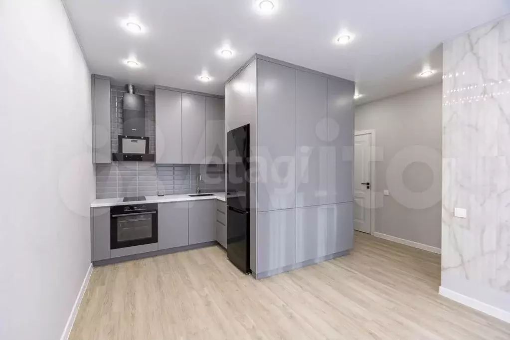 1-к. квартира, 35 м, 8/17 эт. - Фото 1
