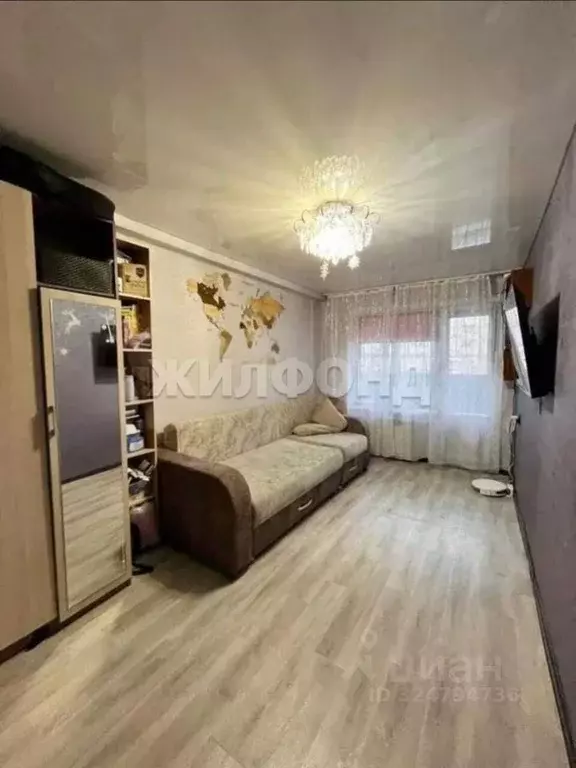 2-к кв. Хакасия, Абакан Запорожская ул., 1 (48.0 м) - Фото 1