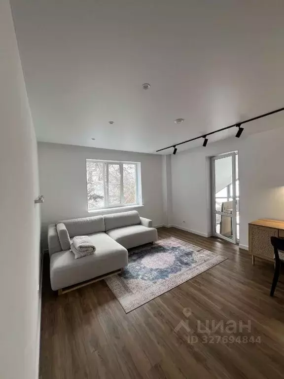 2-к кв. Воронежская область, Воронеж ул. Короленко, 5 (75.0 м) - Фото 1