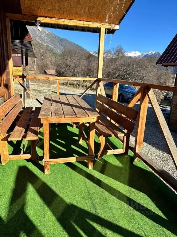 Дом в Карачаево-Черкесия, Зеленчукский район, с. Архыз ул. Хубиева, 25 ... - Фото 2