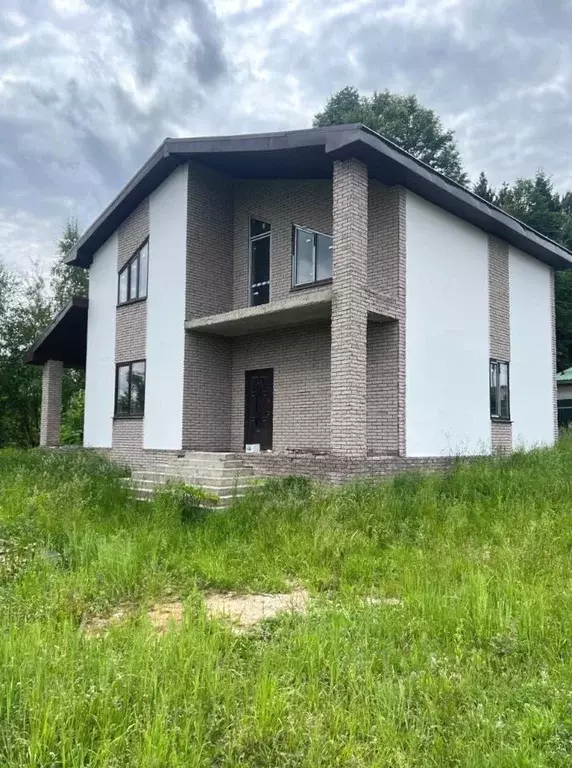 Дом в Калужская область, Жуковский район, Совхоз Победа с/пос, ... - Фото 1