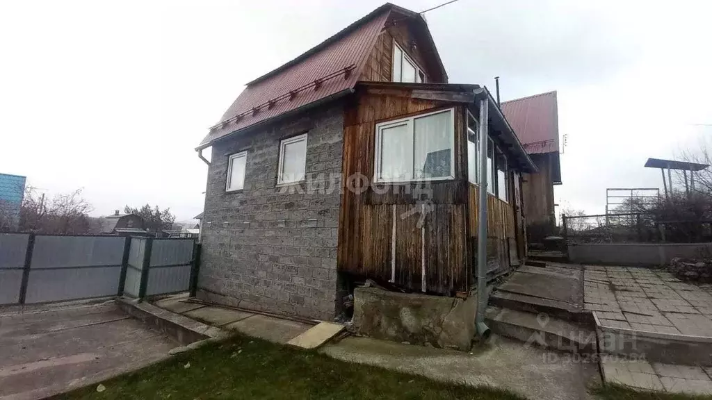 Дом в Новосибирская область, Новосибирский район, Новолуговской ... - Фото 0
