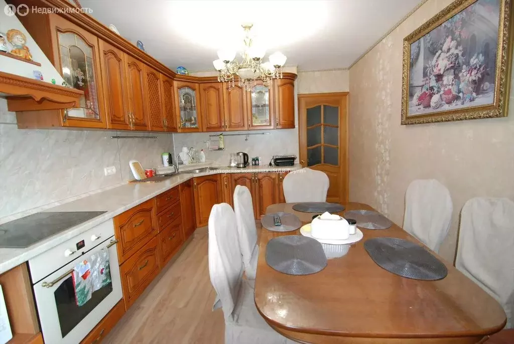 2-комнатная квартира: Хабаровск, Сибирская улица, 32 (65.3 м) - Фото 1