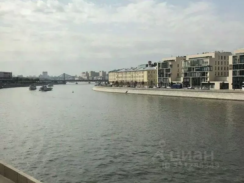 Офис в Москва Берсеневская наб., 6С3 (100 м) - Фото 2