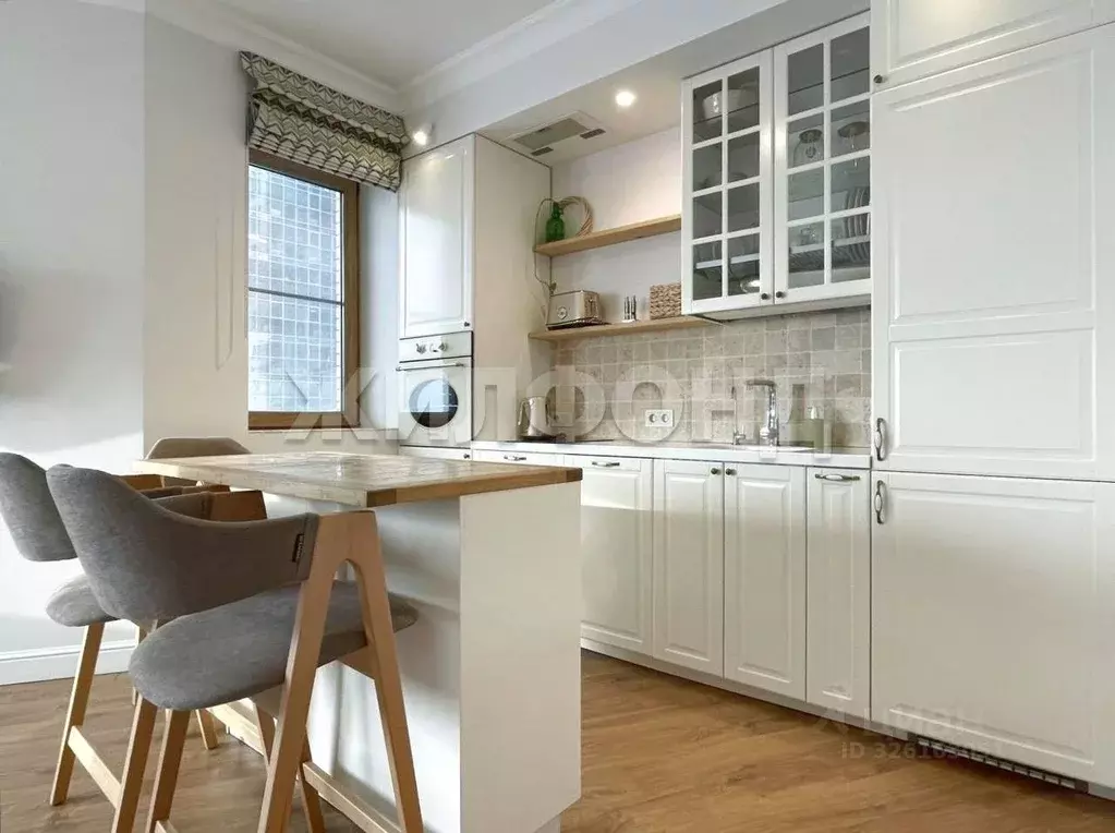 3-к кв. Новосибирская область, Новосибирск Коммунистическая ул., 10 ... - Фото 1