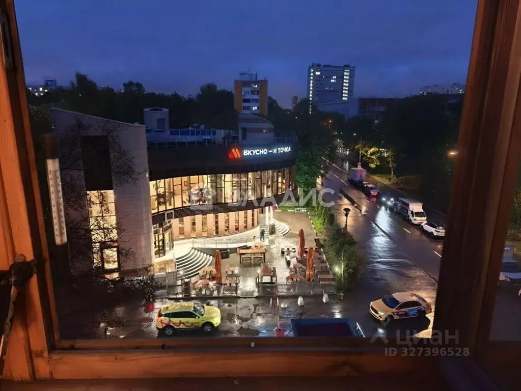 3-к кв. Москва Планерная ул., 12К1 (50.1 м) - Фото 1