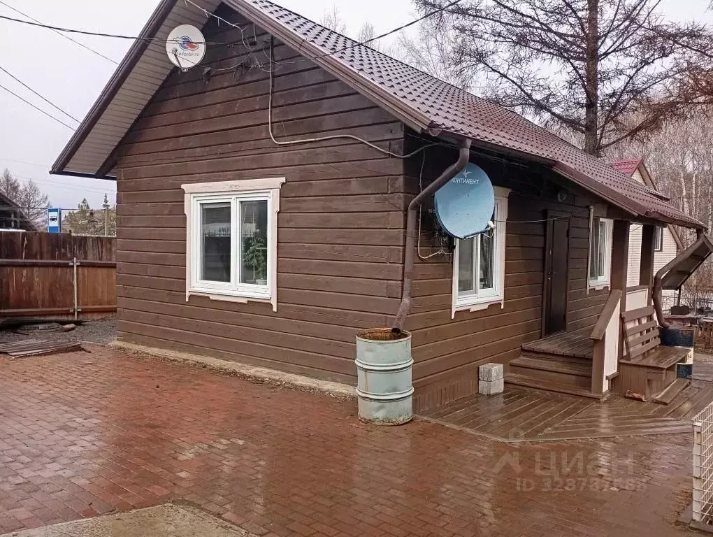 Дом в Красноярский край, Красноярск ул. 14-я Беловежская, 118 (55 м) - Фото 1