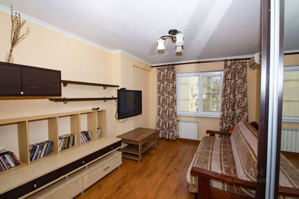 1-к кв. Ростовская область, Ростов-на-Дону Извилистая ул., 10 (40.0 м) - Фото 1