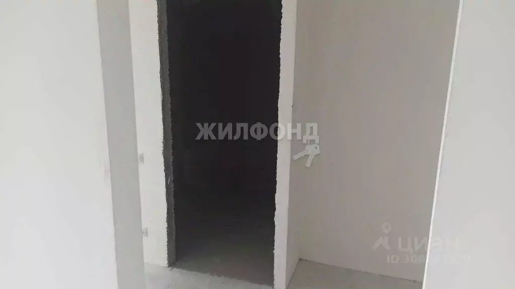 2-к кв. Новосибирская область, Новосибирск ул. Ясный Берег, 43 (37.99 ... - Фото 2