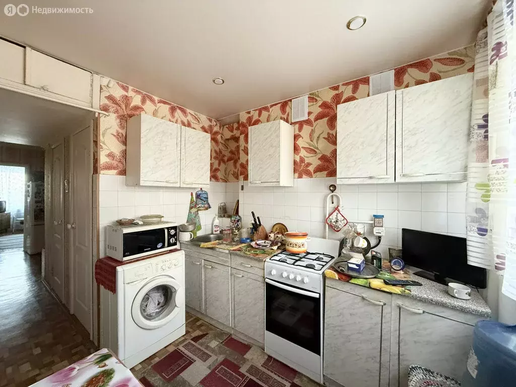 3-комнатная квартира: Курган, улица Васильева, 1 (63 м) - Фото 2