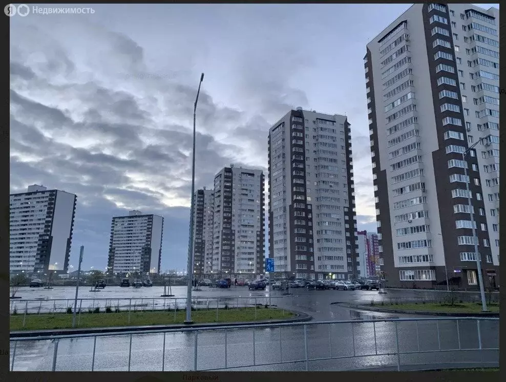 1-комнатная квартира: Тюмень, улица Фармана Салманова, 8 (34.8 м) - Фото 2