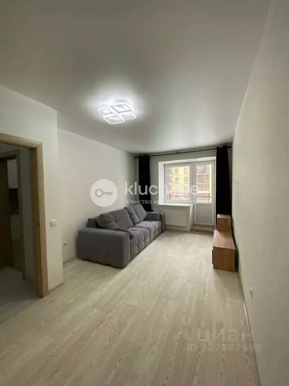 1-к кв. Татарстан, Казань ул. Рауиса Гареева, 98 (32.3 м) - Фото 1