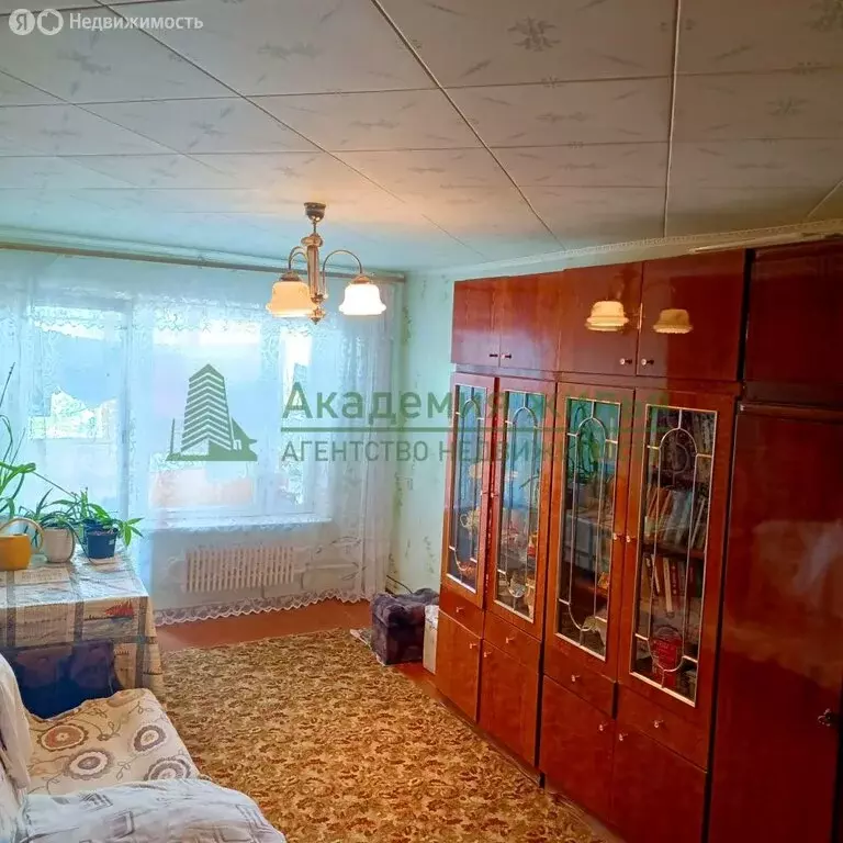 3-комнатная квартира: Саратов, Тульская улица, 33 (57 м) - Фото 0