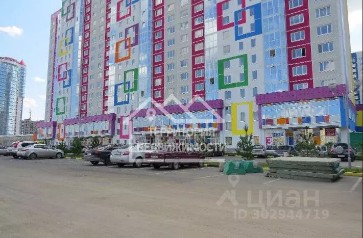 Торговая площадь в Тюменская область, Тюмень ул. Федюнинского, 62 (75 ... - Фото 1