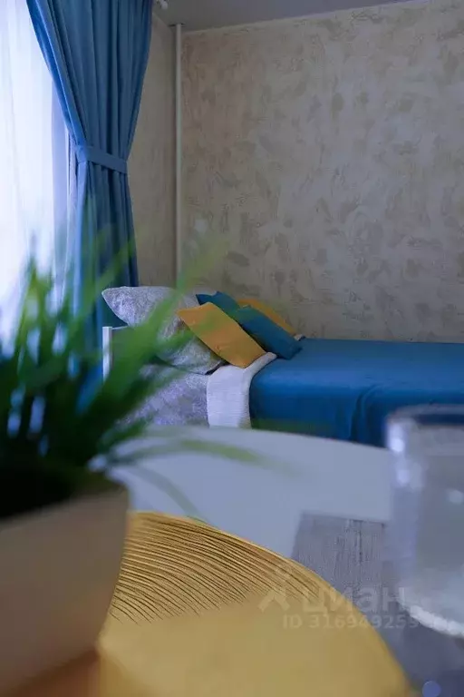 1-к кв. Омская область, Омск Светловская ул., 10 (24.0 м) - Фото 1