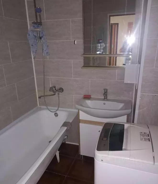 2-к кв. Тюменская область, Тюмень ул. Газопромысловая, 9 (52.0 м) - Фото 1