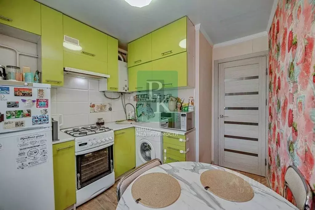 1-к кв. Севастополь просп. Генерала Острякова, 23 (31.4 м) - Фото 0