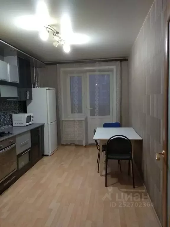 3-к кв. Владимирская область, Владимир просп. Строителей, 15ж (74.0 м) - Фото 2