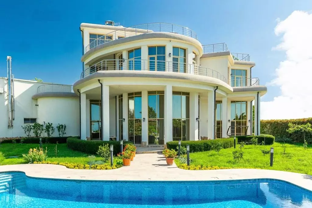 Дом в Краснодарский край, Сочи ул. Яна Фабрициуса, 2/24Г (700 м) - Фото 1