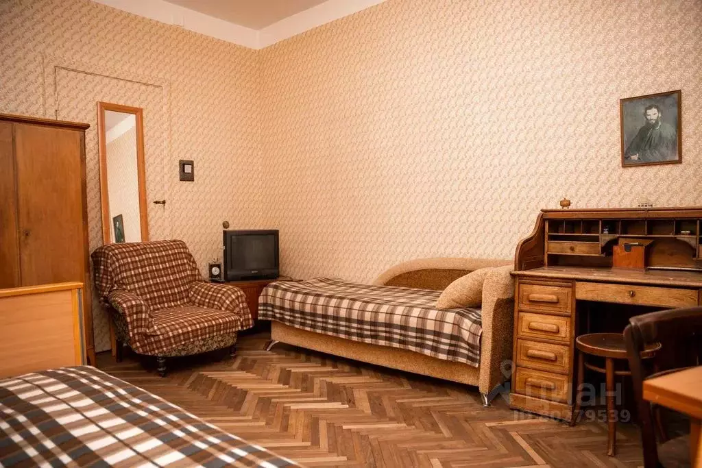 3-к кв. Санкт-Петербург ул. Достоевского, 9 (82.0 м) - Фото 0