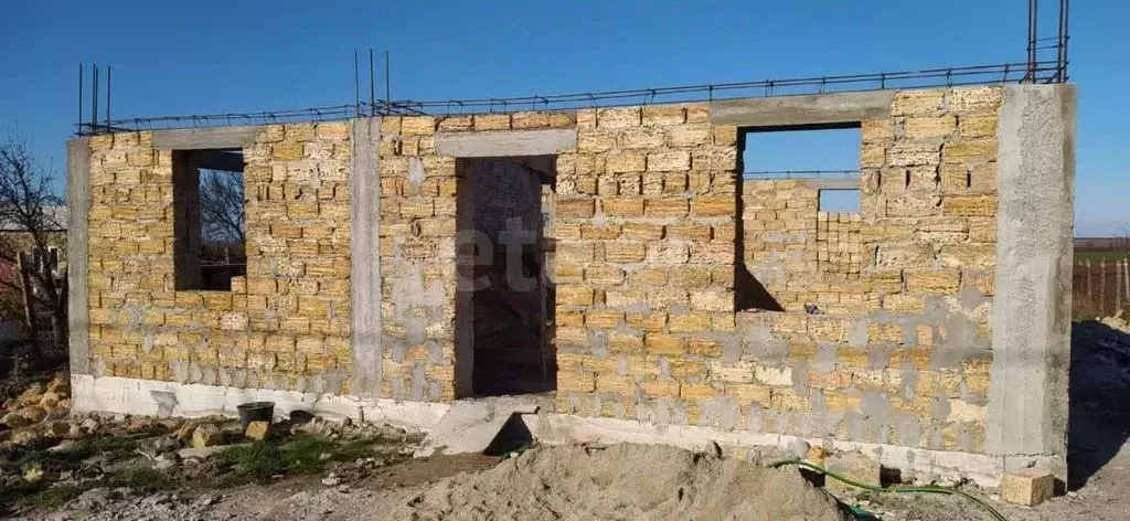 Дом в Крым, Симферопольский район, Перовское с/пос, Новозбурьевка ... - Фото 2
