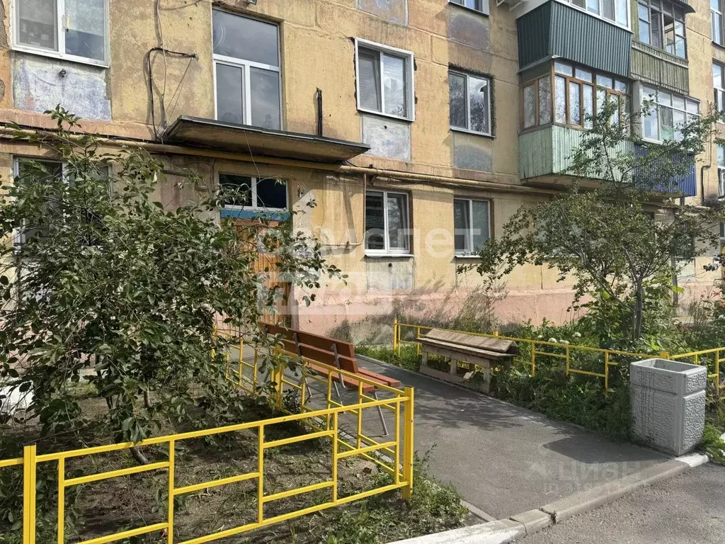 3-к кв. Самарская область, Сызрань ул. Комарова, 4 (51.8 м) - Фото 1