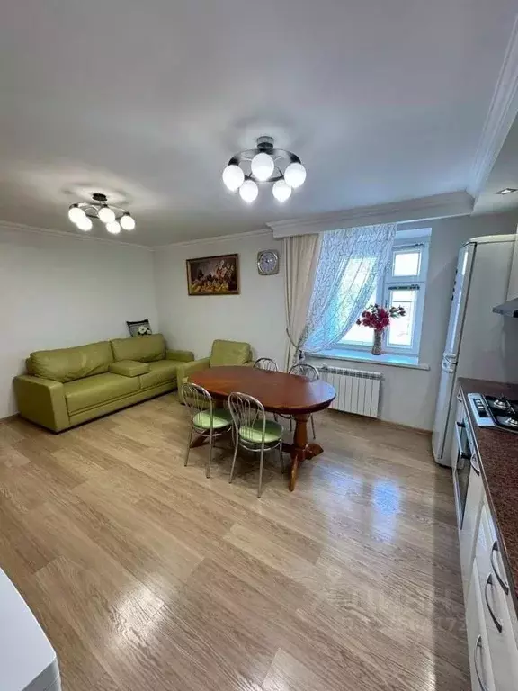 2-к кв. Татарстан, Казань ул. Зур Урам, 42 (76.0 м) - Фото 2